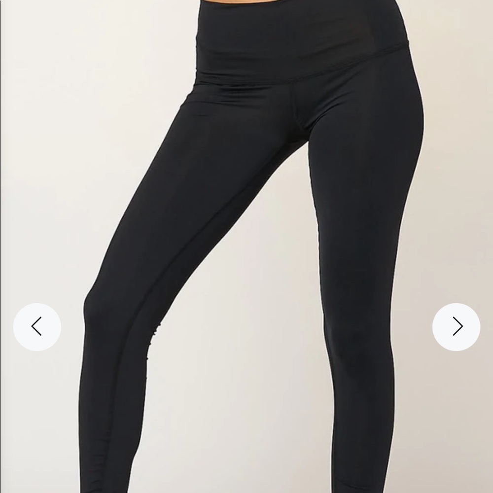 Black Teeki leggings size S